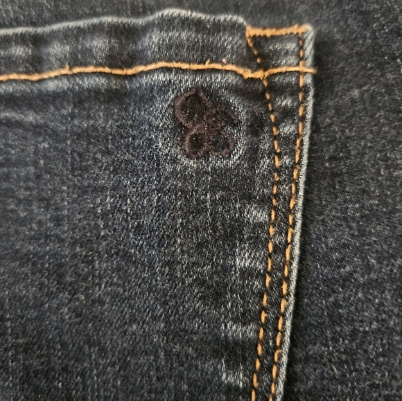 Jessica Simpson Jeans - Picture 2 of 5